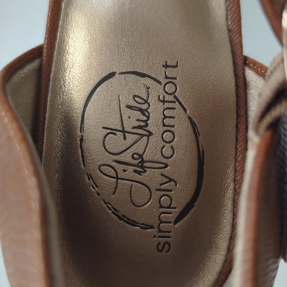 Life Stride Kamala Simply Comfort Faux Leather Pumps 9.5M Brown - Picture 3 of 16